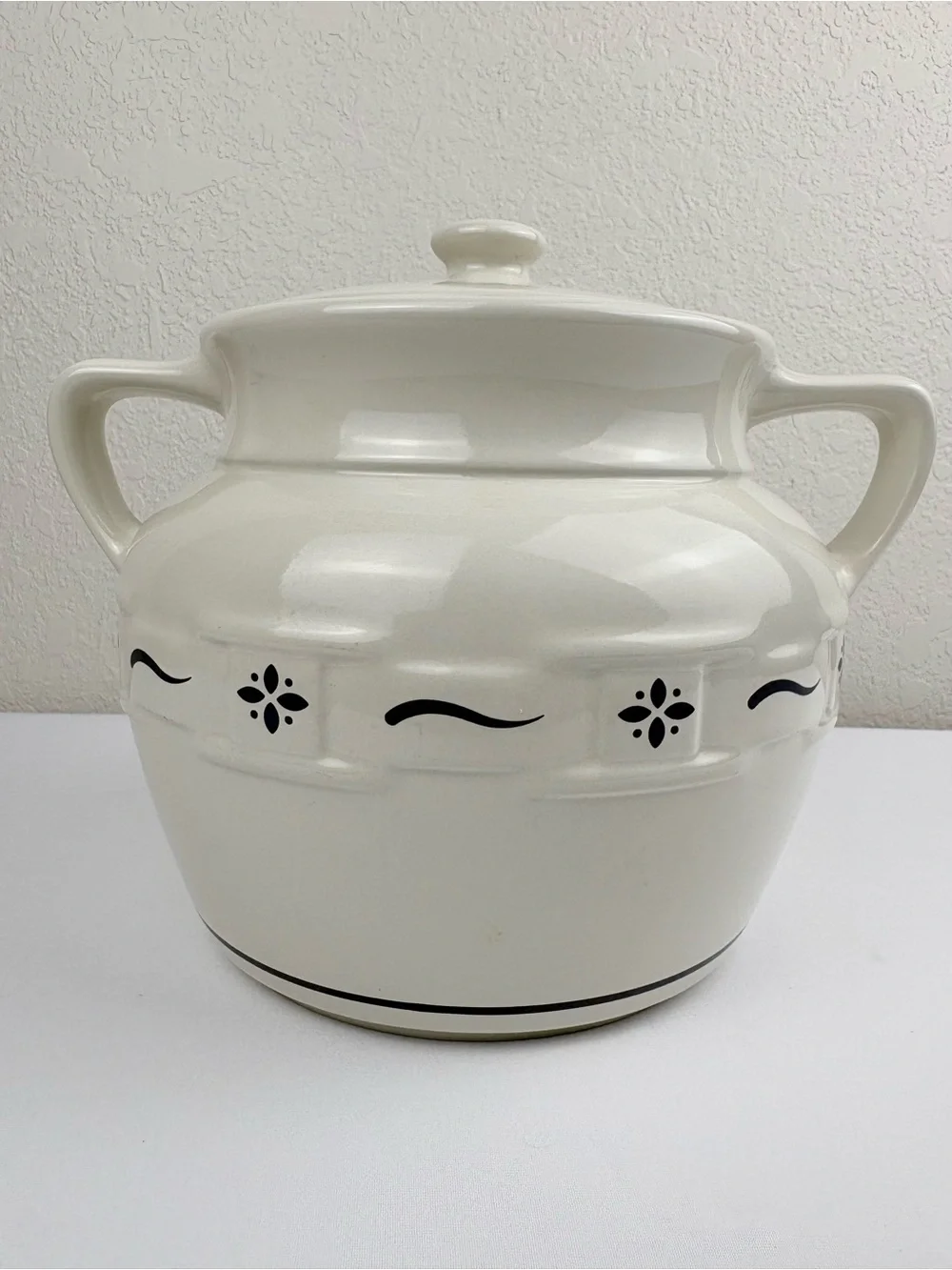 Longaberger Woven Traditions Classic Blue Cookie Jar/Bean Pot with Handles & Lid